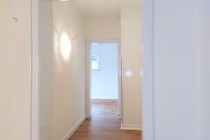 Gemütliche 3-Zimmer-Wohnung mit Balkon in Marienthal, 1. OG, Vollbad + Garage! – Rauchstr. 71, 22043 Marienthal, Hamburg – Vorschaubild 9
