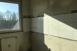 Großzügige 3-Zimmer-Wohnung mit Balkon (WBS)! – Krahwinkelstraße 11, 45276 Essen – Vorschaubild 9