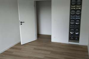 3 Raum Wohnung mit 2 Balkonen, Gäste - WC, in 41061 Mönchengladbach – Hohenzollernstraße 110, 41061 Gladbach, Mönchengladbach – Vorschaubild 8