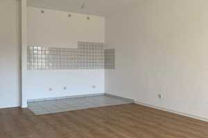 Ihr neues Zuhause mit Balkon und Aufzug – Friedrich-Engels-Straße 63 (B3.28), 99086 Erfurt – Vorschaubild 3