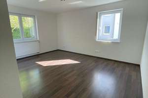 Moderne 2-Zi.-Wohnung (71 m²) mit Terrasse, EBK, TG – Steinäckerweg 6, 74545 Michelfeld – Vorschaubild 2