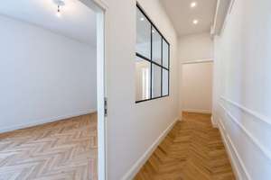 Lichtdurchflutete 5 Zimmer Altbauwohnung mit Balkon – großzügiges Wohnen in Kreuzberg – Die vollständige Adresse der Immobilie erhältst du vom Anbieter., 10965 Kreuzberg, Berlin – Vorschaubild 6