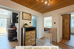 Zum Selbstbezug oder als Kapitalanlage geeignet: Renovierte Etagenwohnung mit sonnigem Südbalkon – Die vollständige Adresse der Immobilie erhältst du vom Anbieter., 80997 Allach, München – Vorschaubild 10