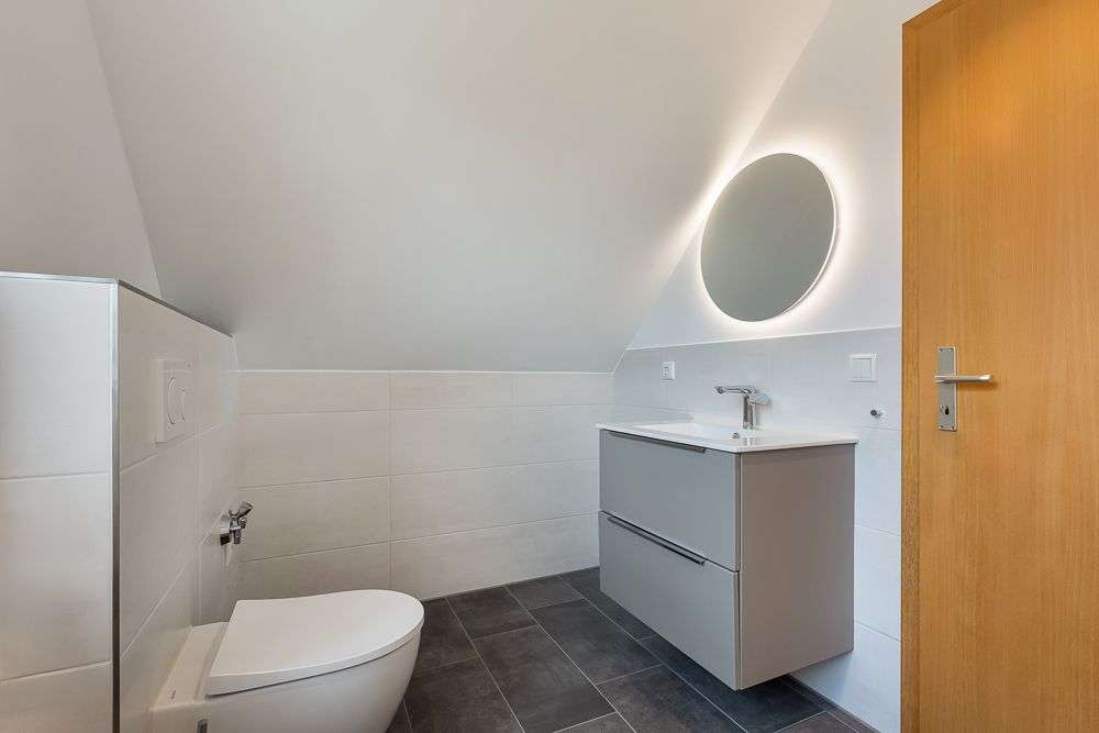 Immobilie in Apensen - Frisch modernisiert & sofort bezugsfertig – Maisonettewohnung mit Balkon! - Bild 1