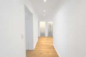 Helle 3,5 ZKB Wohnung mit EBK, 2 Balkonen, Garage + Stellplatz in ruhiger zentraler Lage – Obere Waiblinger Straße 189, 70374 Stuttgart – Vorschaubild 11
