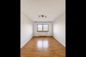 Attraktive, helle Maisonette-Wohnung mit Terrasse und Weitblick – Yorckstr -, 40476 Derendorf, Düsseldorf – Vorschaubild 4