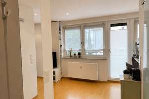 HEGERICH: ZUHAUSE ANKOMMEN IN FÜRTH – GEMÜTLICHE, TEIL MÖBLIERTE 1-ZIMMER-WOHNUNG MIT BALKON – Die vollständige Adresse der Immobilie erhältst du vom Anbieter., 90763 Südliche Südstadt, Fürth – Vorschaubild 3