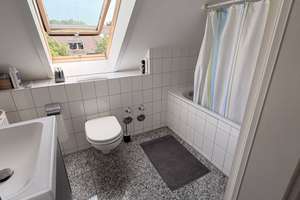 Stilvolle Maisonette-Dachgeschosswohnung mit großer Terrasse und Tiefgarage in Düsseldorf-Angermund – Lintorfer Waldstr. 6, 40489 Angermund, Düsseldorf – Vorschaubild 18