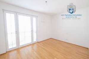 Einmalige Aussichtslage: 3 Zi.-Whg., Balkon, EBK, Gäste WC, Aufzug, Keller, TG-Stellplatz – Die vollständige Adresse der Immobilie erhältst du vom Anbieter., 90431 Großreuth bei Schweinau, Nürnberg – Vorschaubild 6