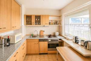 2-Zimmer-Wohnung mit wunderschönem Panoramablick – Die vollständige Adresse der Immobilie erhältst du vom Anbieter., 30657 Sahlkamp, Hannover – Vorschaubild 4