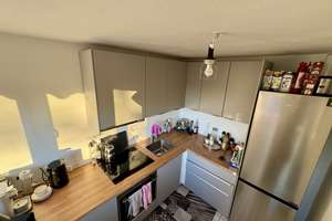 Helle, modernisierte 3,5-Zimmer-Wohnung mit zwei Balkonen direkt am Olympiapark – Werner-Friedmann-Bogen 14, 80993 Alt-Moosach, München – Vorschaubild 11