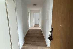 Frisch renovierte 3-Raumwohnung mit EBK – Wolfenbütteler 2, 39112 Sudenburg, Magdeburg – Vorschaubild 2