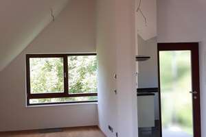 3 Zimmer lichtdurchflutete DG-Wohnung Inmitten von München-Waldtrudering – Die vollständige Adresse der Immobilie erhältst du vom Anbieter., 81827 Waldtrudering, München – Vorschaubild 6