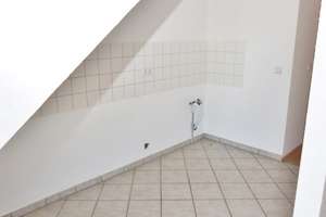 Tolle Dachgeschosswohnung mit Balkon! – Markusstraße 37, 9130 Sonnenberg, Chemnitz – Vorschaubild 6