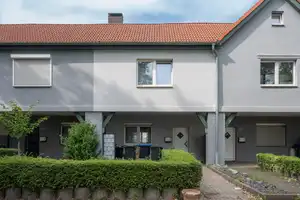 Käufer-Provisionsfrei: Reihenmittelhaus mit Garten und Garage – Hamm – Vorschaubild 1