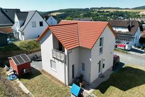 Modernes Einfamilienhaus in Weilmünster – Neubau (2020) mit Garten, Smart Home & Top-Ausstattung – Die vollständige Adresse der Immobilie erhältst du vom Anbieter., 35789 Weilmünster – Vorschaubild 2