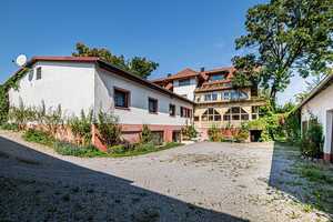 Das Objekt ist vielseitig nutzbar!! Zwei Immobilien mit großem Grundstück und 4 Garagen zu verkaufen – Bernhardswald, Regensburg (Kreis), 93170 Regensburg (Kreis) – Vorschaubild 6