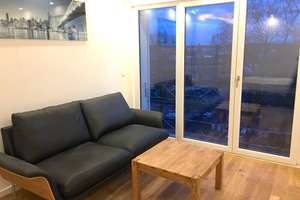 Geschmackvolle 1-Raum-Wohnung mit gehobener Innenausstattung mit Balkon und EBK in Düsseldorf – Witzelstraße 28, 40225 Bilk, Düsseldorf – Vorschaubild 1