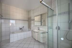 seniorengerecht: Exklusives Penthouse in Reutlingen Ringelbach – Die vollständige Adresse der Immobilie erhältst du vom Anbieter., 72762 Reutlingen-Mitte, Reutlingen – Vorschaubild 9