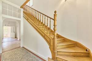 Historisches Architektenjuwel – Exklusive Villa mit Parkgrundstück! – Die vollständige Adresse der Immobilie erhältst du vom Anbieter., 64625 Bensheim – Vorschaubild 10