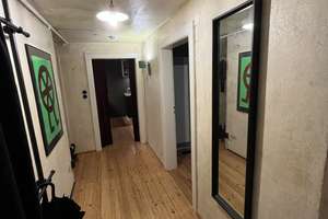 Möblierte, ruhige 2,5-Zimmer Dachgeschosswohnung in mitten der Maxvorstadt, Sofort Bezugsfrei. – Die vollständige Adresse der Immobilie erhältst du vom Anbieter., 80799 Am alten nördlichen Friedhof, München – Vorschaubild 2