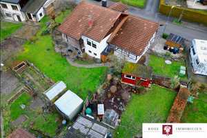 Familientraum! Charmantes Einfamilienhaus in idyllischer und ruhiger Lage mit Doppelgarage – Esslingen (Kreis) – Vorschaubild 3