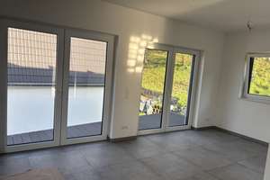 ***Neubau***Exklusive 1-Zimmer-Penthouse-Wohnung mit gehobener Innenausstattung mit Balkon in Siegen – Flußbergstraße 40, 57080 Eiserfeld, Siegen – Vorschaubild 6