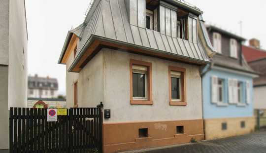 Bild von Sanierungsbedürftige DHH: Realisieren Sie selbst das Zuhause Ihrer Träume in Frankfurt-Höchst