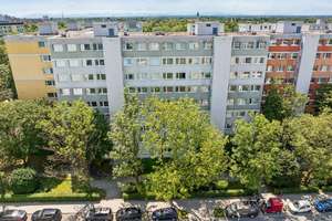 Leerstehende 2,5-Zimmer-Wohnung mit Balkon, Tiefgarage und attraktivem Umbaupotenzial in München – Strehleranger 00, 81735 Neuperlach, München – Vorschaubild 20