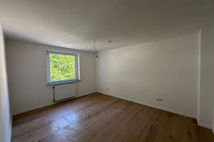 Erstvermietung nach Kernsarnierung 2 Zimmer + KDB Nähe Klinikum – Camphausenstraße 37, 45147 Holsterhausen, Essen – Vorschaubild 2