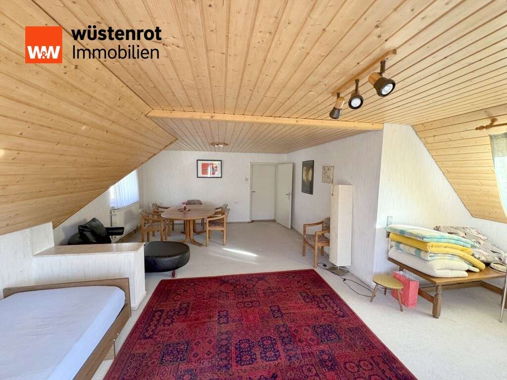 Immobilie in Abtsgmünd - Ein-Zweifamilienhaus in Abtsgmünd: Wohnen zwischen Infrastruktur und Natur - Bild 1