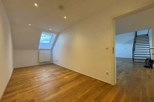 Exclusive Immobilie! Traumhaft schöne 4,5 Zi. DG Maisonette Wohnung in imposantem Altbau in S-West – Senefelderstraße 17, 70176 Feuersee, Stuttgart – Vorschaubild 11