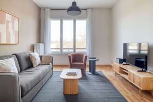 Attraktive 2-Zimmer Wohnung in Charlottenburg - voll möbliert – 14199 Schmargendorf, Berlin – Vorschaubild 1