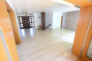 Freistehendes großzügiges EFH in Toplage, 145-m², 8ZK2BGäWC, Terrasse, Garten, Garage, 767 m² – Kehlweg 68, 55124 Gonsenheim, Mainz – Vorschaubild 13
