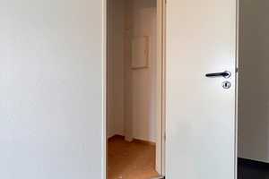 Helle 2-Zimmer Wohnung mit offener Küche, Dusche und Fahrstuhl in Stadtfeld-Ost zu vermieten – Wilhelm-Kobelt-Straße 28, 39108 Magdeburg – Vorschaubild 12