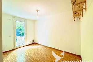 **möblierte Stadtgartenwohnung zur Untermiete** – 3,5-Zimmer mit 200 m² Privatgarten – Die vollständige Adresse der Immobilie erhältst du vom Anbieter., 80339 Westend, München – Vorschaubild 4