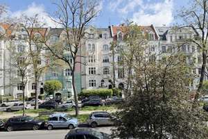 Eigentumswohnung in guter Lage am Volksgarten zur Modernisierung