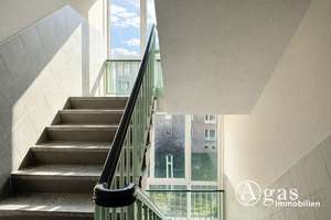 Modernisierte 3-Zimmer-Wohnung mit Balkon in Berlin Mitte – derzeit vermietet – Die vollständige Adresse der Immobilie erhältst du vom Anbieter., 10178 Mitte (Ortsteil), Berlin – Vorschaubild 9