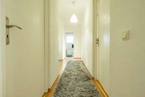 Geräumige 4-Zimmer-Eigentumswohnung mit Gäste-WC, Tageslichtbad und Balkon in zentraler Wohnlage – Die vollständige Adresse der Immobilie erhältst du vom Anbieter., 22339 Hummelsbüttel, Hamburg – Vorschaubild 18