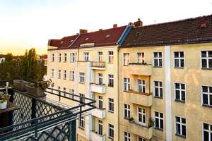 Möbliertes Apartment in bester Lage in Berlin-Friedrichshain | Provisionsfrei – Gärtnerstrasse 17, 10245 Friedrichshain, Berlin – Vorschaubild 2