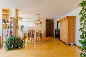 Attraktive, freiwerdende 3-Zimmer-Wohnung mit zwei herrlichen Balkonen & TG-Stellplatz im Rieselfeld – 79111 Rieselfeld, Freiburg im Breisgau – Vorschaubild 2