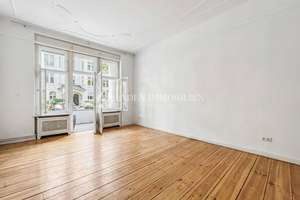 Stuck, Dielen & Flügeltüren: Altbau-Juwel in begehrter Seitenstraße am KuDamm! – Giesebrechtstraße 12, 10629 Charlottenburg, Berlin – Vorschaubild 2