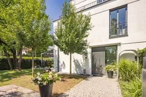 Moderne Architektur trifft auf wohnliche Eleganz – Untermenzingerstr. 56, 80997 Moosach-Bahnhof, München – Vorschaubild 2