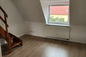 gemütliche 2 Raum Wohnung mit Balkon und Spitzboden – Veilchenstr. 17, 99092 Andreasvorstadt, Erfurt – Vorschaubild 2