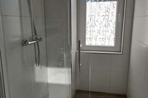 Grosszügige 3-Zimmer-Wohnung mit neuem grossem Balkon in 44803, Bochum.
Von privat ohne Maklergebühr – Die vollständige Adresse der Immobilie erhältst du vom Anbieter., 44803 Wiemelhausen, Bochum – Vorschaubild 9