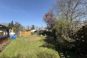 Großzügiges FH/Generationenhaus  mit Garten/2 Garagen und Stellplätze in 66740 Steinrausch – Saarlouis (Kreis) – Vorschaubild 2