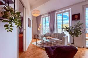 Helle Mietwohnung mit Vormittagssonne - Zentral gelegen mit guter Anbindung – Osnabrücker Straße 27, 10589 Charlottenburg, Berlin – Vorschaubild 2