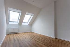 ***Reserviert*** Frisch Sanierte Dachgeschosswohnung mit Stellplatz in Erfurt-Süd – Wilhelm-Busch-Straße 75, 99099 Daberstedt, Erfurt – Vorschaubild 9