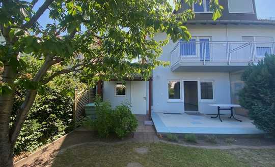 Den Sommer im eignen Haus mit Garten und Garage genießen!