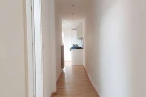 Urban Living: Schmuckstück mit Dachterrasse, EBK, Aufzug & XXL-Speicher am RMCC – Rheinbahnstraße 3, 65185 Mitte, Wiesbaden – Vorschaubild 10
